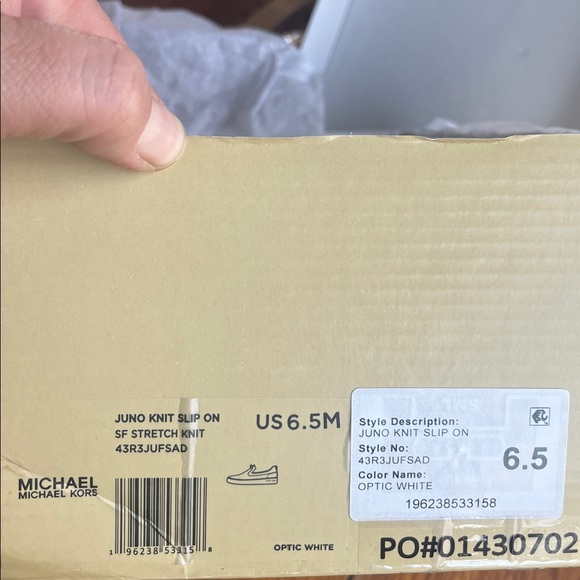 Michael Kors NWOT Juno Knit White Slip-On Sneakers, Women’s Sz 6.5 - Picture 11 of 11